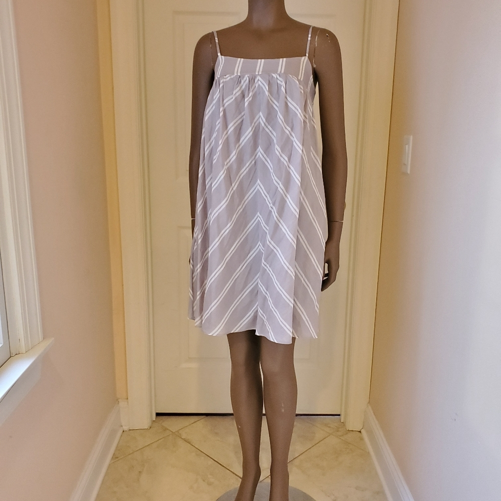 GAP EMPIRE DRESS SIZE 2